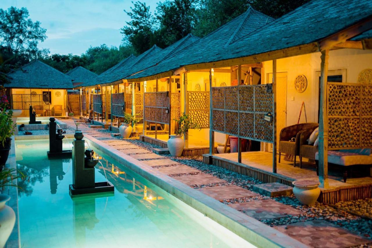 Bungalow Cafe Gili Beachfront غيلي مينو المظهر الخارجي الصورة