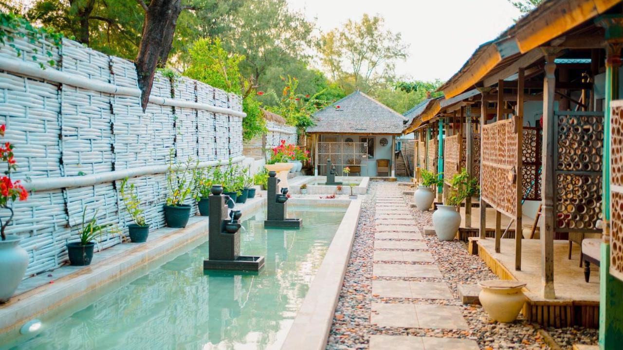 Bungalow Cafe Gili Beachfront غيلي مينو المظهر الخارجي الصورة