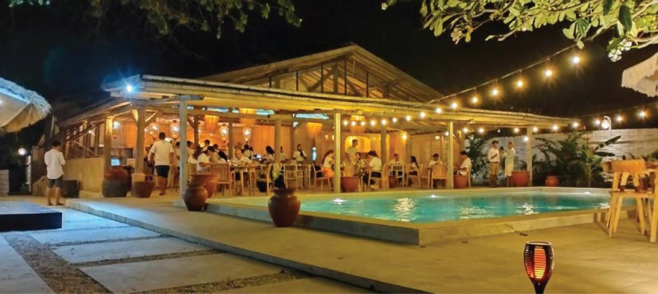 Bungalow Cafe Gili Beachfront غيلي مينو المظهر الخارجي الصورة